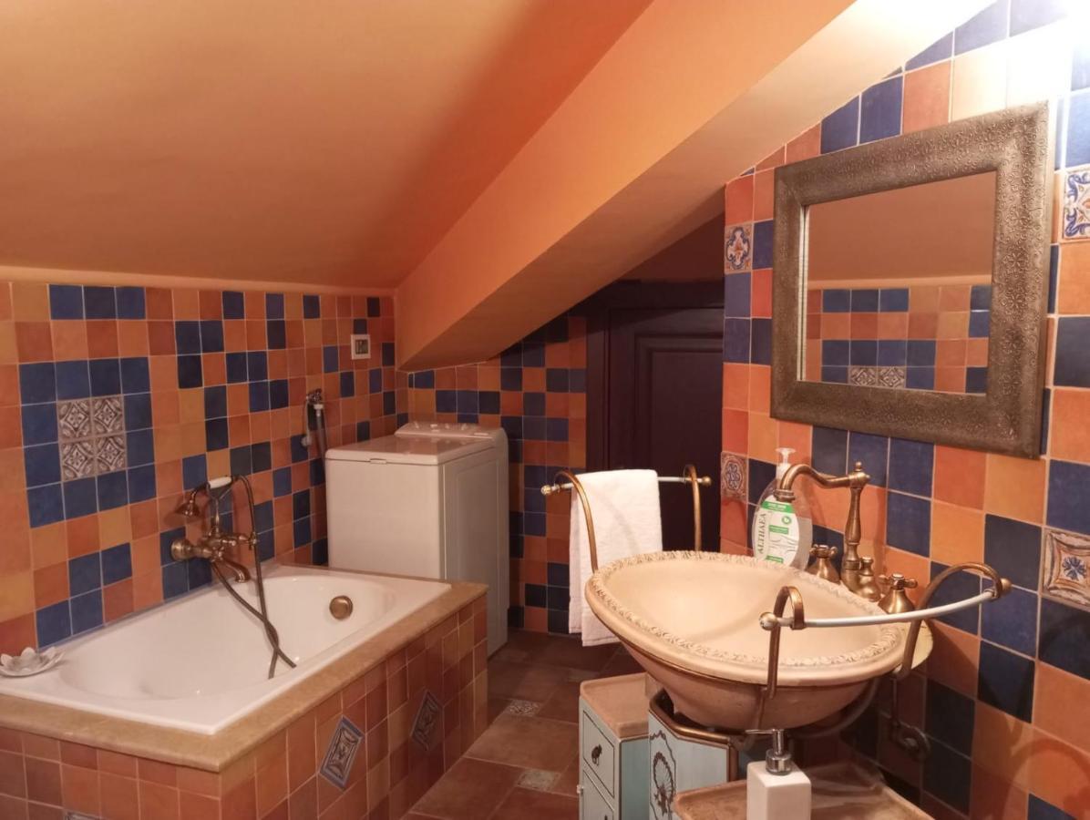 La Casa Di Enza Apartment Santa Margherita di Belice Luaran gambar